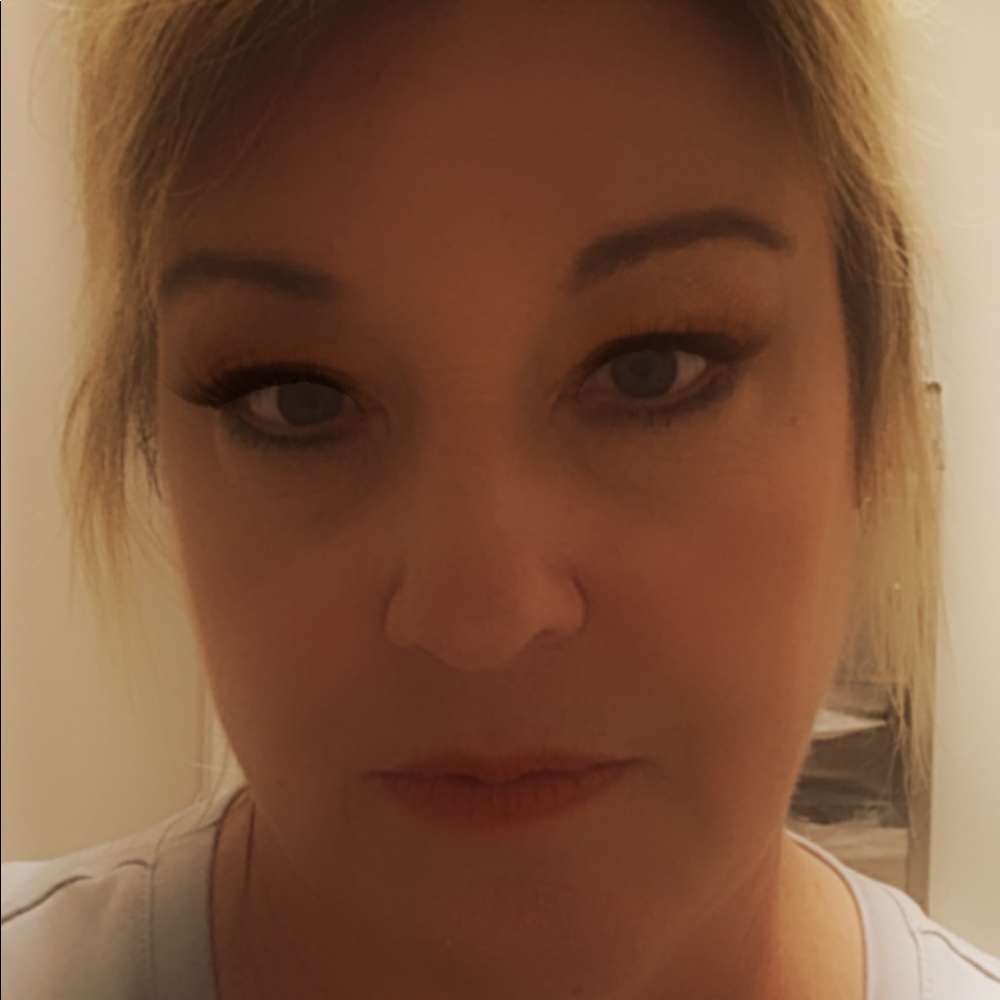 Meet your Posher, Devin